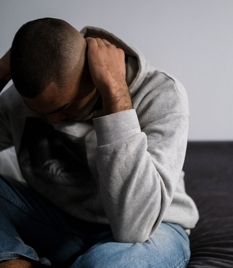 Avena therapist providing trauma-informed care